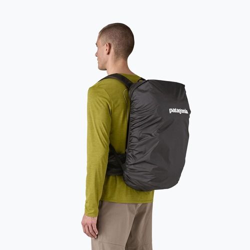 Turistický batoh Patagonia Terravia 28 l black