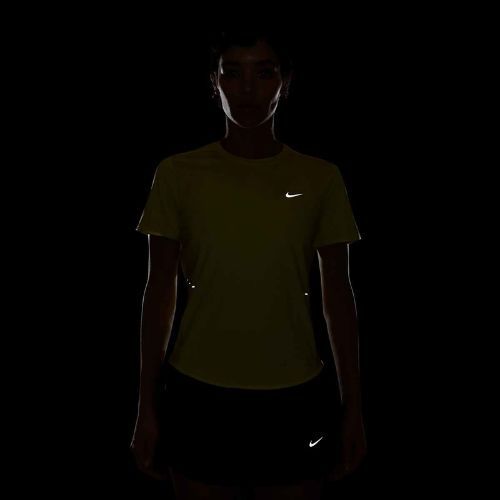 Dámske bežecké tričko Nike Swift Dri-Fit light zitron