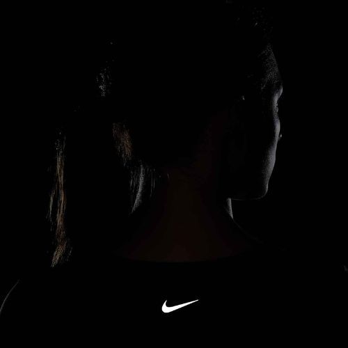 Dámske tréningové tričko Nike One Fitted Dri-Fit Cropped Top black