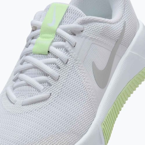 Dámske tréningové topánky Nike MC Trainer 3 white/metallic silver/barely volt