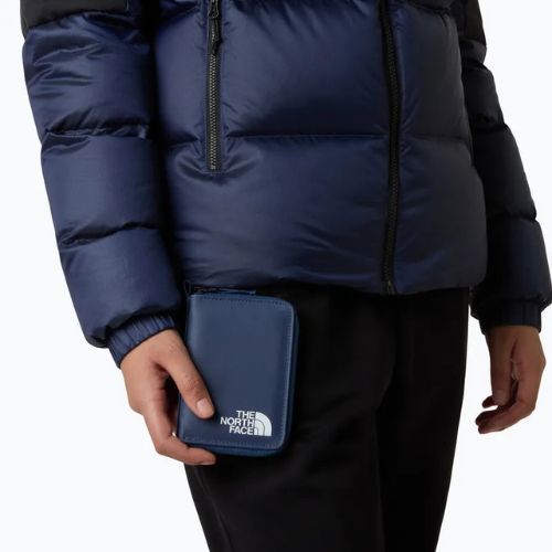 Peňaženka The North Face Base Camp Voyager shady blue/summit navy