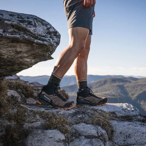 Pánske trekingové topánky SCARPA Rush TRK GTX brown/orange