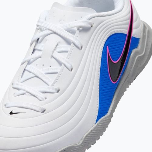 Detské futbalové kopačky Nike Tiempo Maestro Club Jr IC white/racer blue/pink blast/black