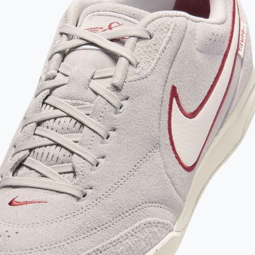 Pánske futbalové kopačky Nike Tiempo Streetgato Prm moon particle/team red/chalk