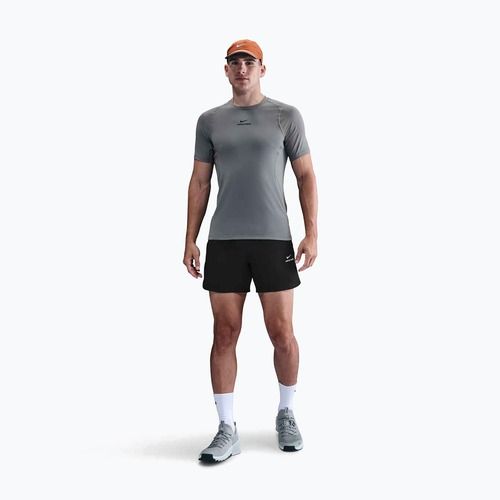 Pánske tréningové tričko Nike Pro Training Dri-Fit smoke grey/black