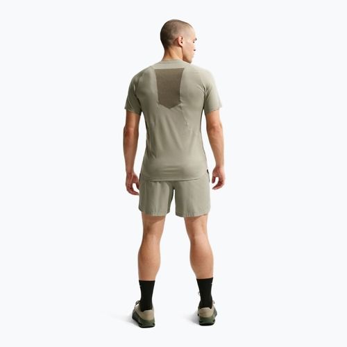 Pánske tréningové tričko Nike Pro Training Dri-Fit light army/medium olive/light liquid lime
