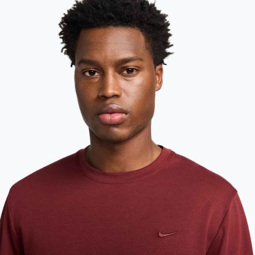 Pánske tričko longsleeve Nike Primary Dri-Fit Versatile dark team red/dark team red