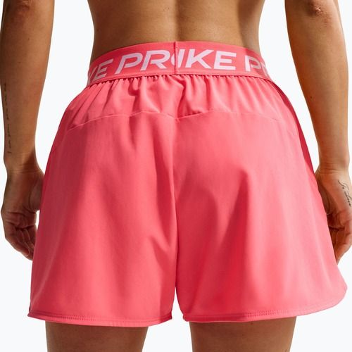 Dámske tréningové šortky Nike Pro Dri-Fit Mid-Rise Brief-Lined 3" sea coral/white