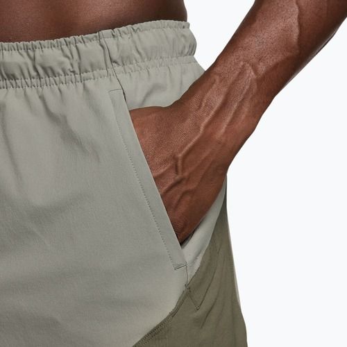 Pánske šortky Nike Pro Training Dri-Fit 6" light army/medium olive/light liquid lime