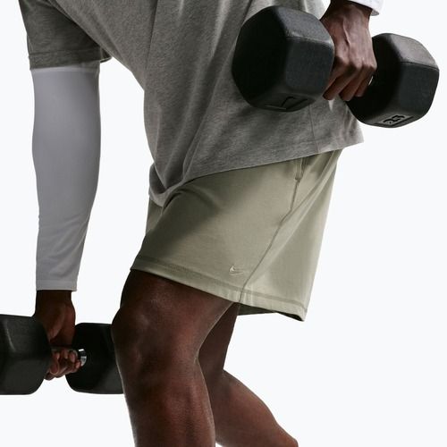 Pánske šortky Nike Athletic Club Dri-Fit 5" light army/pale ivory/light army