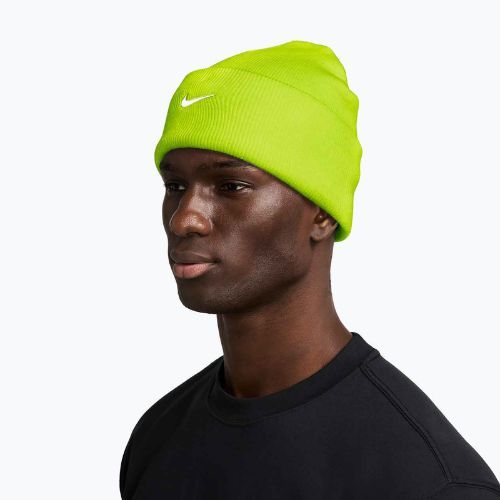 Zimná čiapka Nike Peak Swoosh Beanie cyber/white