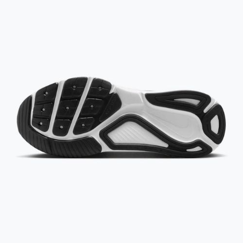 Pánske bežecké topánky Nike Structure 26 black/cool grey/metallic silver/white