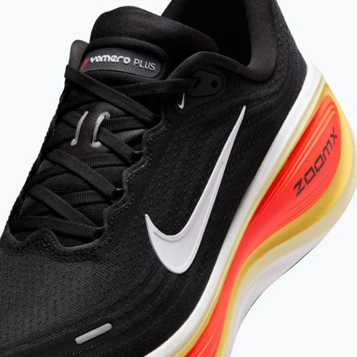 Pánske bežecké topánky Nike Vomero Plus black/bright crimson/sail/white