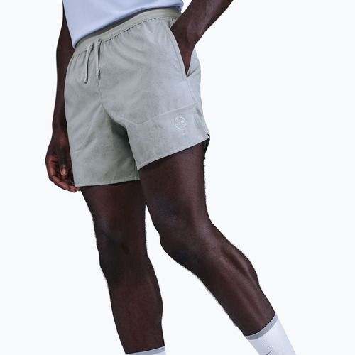 Pánske bežecké šortky Nike Stride Brief-Lined 5" light smoke grey