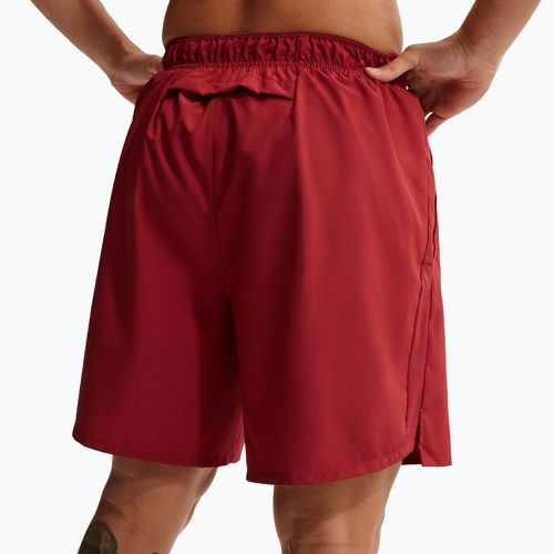 Pánske šortky Nike Challenger Dri-Fit Brief-Lined 7" team crimson/light crimson