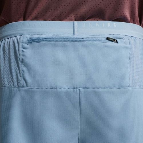 Pánske bežecké šortky Nike Stride Dri-Fit 2in1 7" work blue