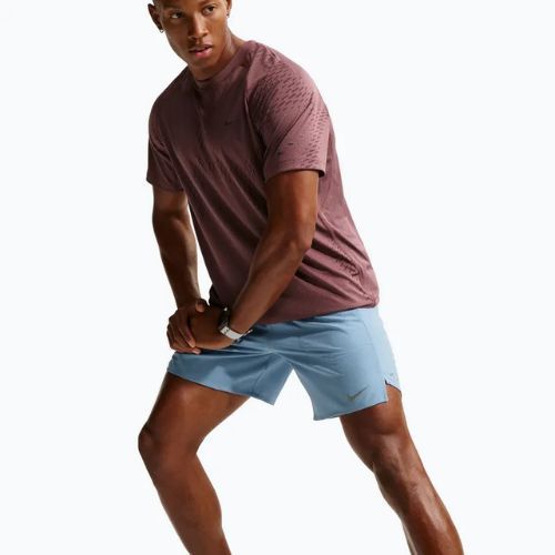 Pánske bežecké šortky Nike Stride Dri-Fit 2in1 7" work blue