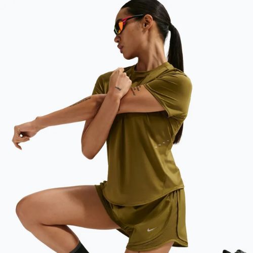 Dámske bežecké šortky Nike Tempo Dri-Fit Mid-Rise Olive Flak/Olive Flak