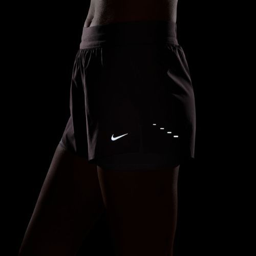 Dámske bežecké šortky Nike Swift Mid-Rise 2in1 tattoo/light violet ore