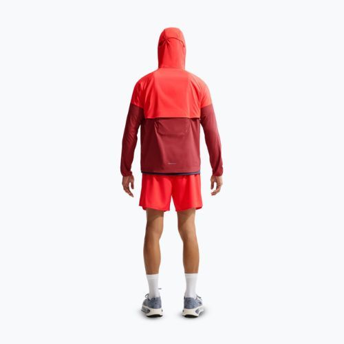 Pánske šortky Nike Dri-Fit Challenger 7" Brief-Lined light crimson/light crimson