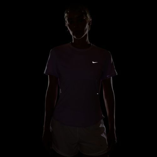 Dámske bežecké tričko Nike Swift Dri-Fit violet mist