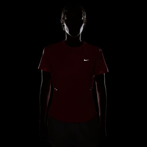 Dámske bežecké tričko Nike Swift Dri-Fit sea coral