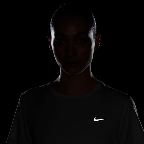 Dámske bežecké tričko Nike Tempo white