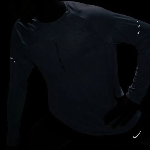 Pánske bežecké tričko s dlhým rukávom Nike Stride Dri-Fit ADV light smoke grey