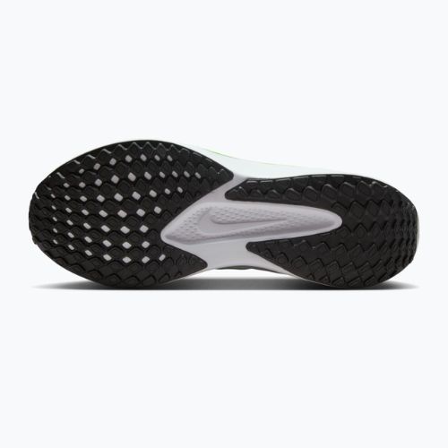 Pánske bežecké topánky Nike Quest 6 white/green strike/glacier blue/black