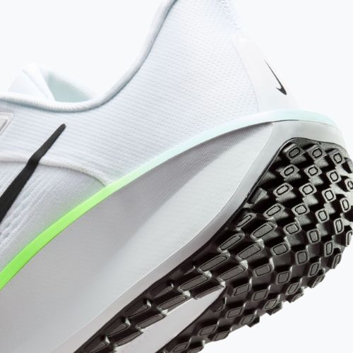 Pánske bežecké topánky Nike Quest 6 white/green strike/glacier blue/black