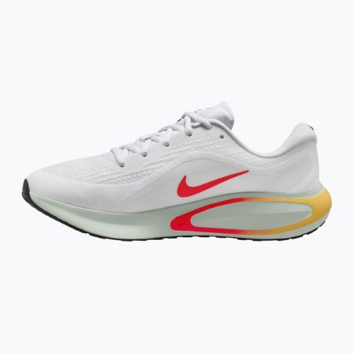 Pánske bežecké topánky NikeJourney Run white/spruce aura/bright crimson