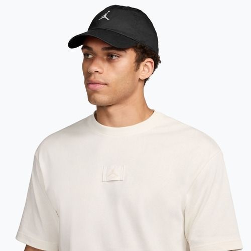 Šiltovka Nike Jordan Club Unstructured Curved-Bill black/white