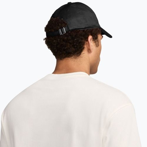 Šiltovka Nike Jordan Club Unstructured Curved-Bill black/white