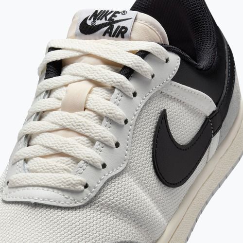 Dámske topánky Air Jordan Skyline Low summit white/light smoke grey/sail/black