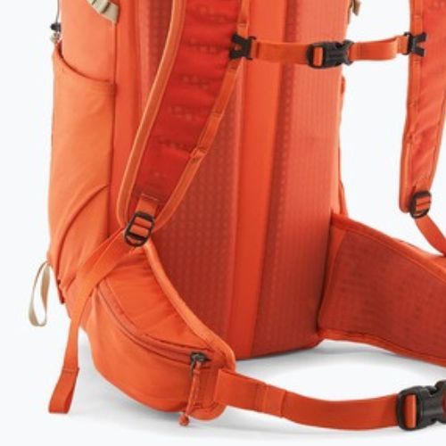 Turistický batoh Patagonia Terravia 28 l coral orange