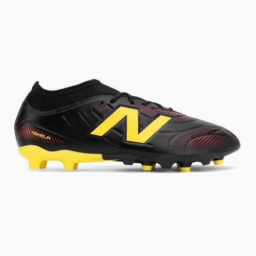 Detské kopačky New Balance Tekela Team V5 black 100/punch yellow/fire cracker