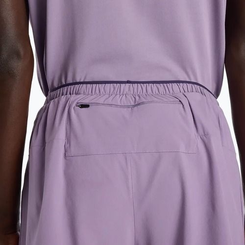 Pánske bežecké šortky New Balance Run Essentials 5" candied violet