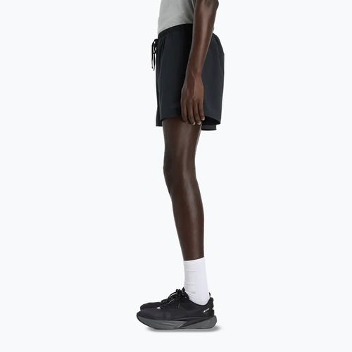 Pánske bežecké šortky New Balance Run Essentials 5" black