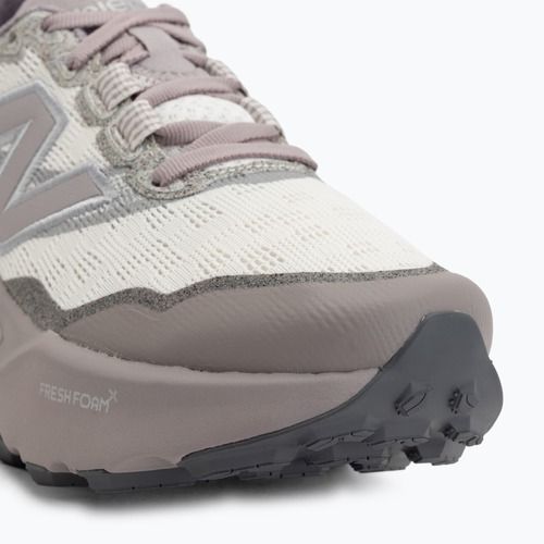 Dámske bežecké topánky New Balance Fresh Foam X Hierro V9 sea salt/truffle salt