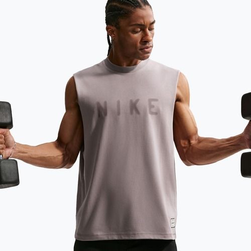 Pánske tréningové tričko Nike Athletic Club Dri-Fit light violet ore/light violet ore