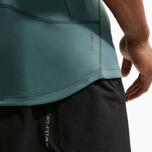 Pánske tréningové tričko Nike Pro Training Dri-Fit mineral slate/green strike