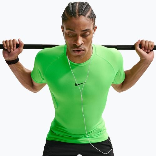 Pánske tréningové tričko Nike Pro Dri-Fit Tight Fitness green strike/black