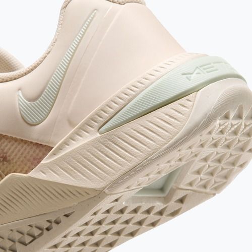 Dámske tréningové topánky Nike Metcon 10 SE chalk/light orewood brown/light silver