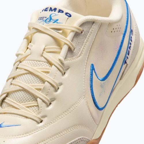 Pánske kopačky Nike Tiempo Streetgato PRM IC coconut milk/gum med brown/blue crystal