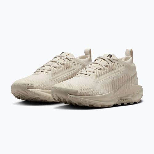 Dámske bežecké topánky Nike Pegasus Trail 5 GTX light orewood brown/safety orange/cream Ii