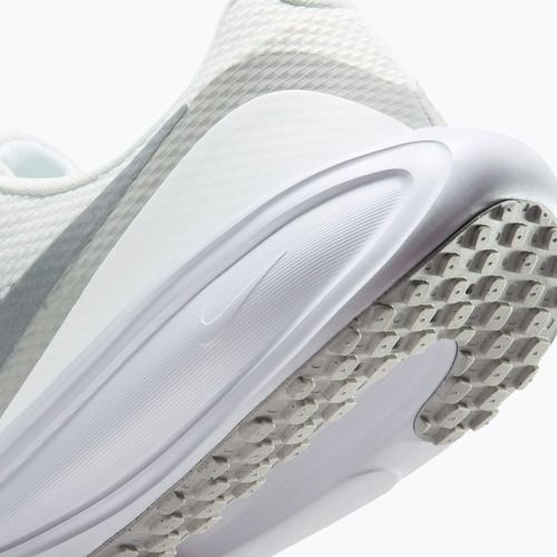 Pánske bežecké topánky Nike Revolution 8 summit white/white/metallic silver