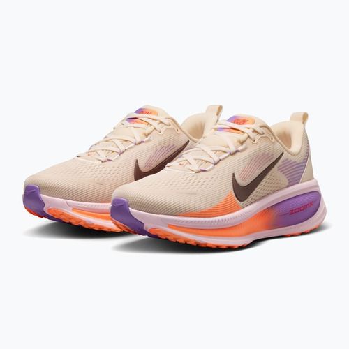Dámske bežecké topánky Nike Vomero 18 chalk/pink foam/bright violet/tattoo