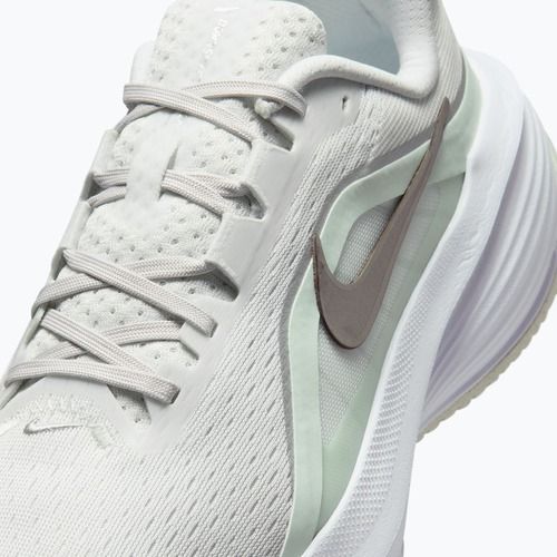 Dámske bežecké topánky Nike Downshifter 14 off white/barely green/metallic silver