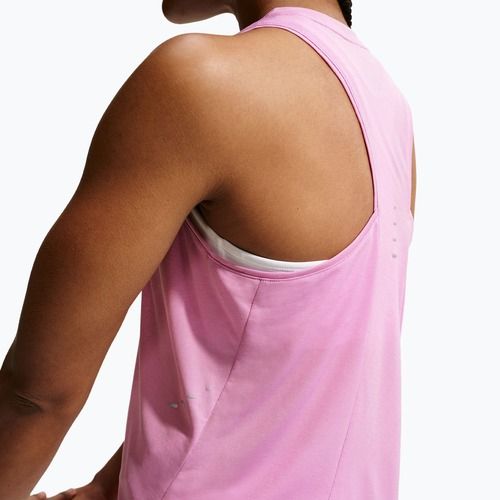 Dámske bežecké tričko Nike Swift Breathe Dri-Fit light magenta/photon dust