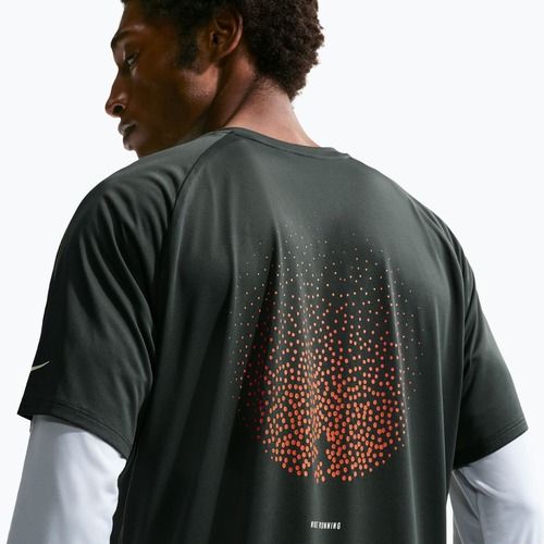 Pánske bežecké tričko Nike Stride Dri-Fit ADV black spruce
